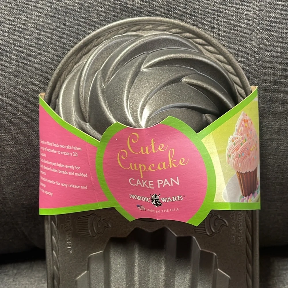 Nordic Ware Cute Cupcake Pan